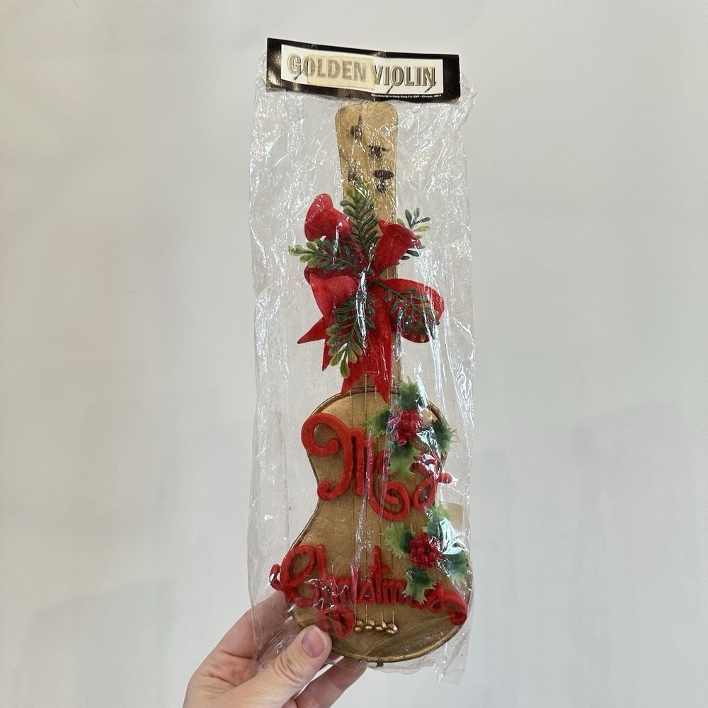VTG‎ New! Christmas Flocked Guitar MCM Wall Hanging Decor Retro Merry Christmas